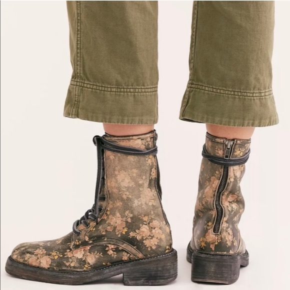 NEW Free People Santa Fe Floral Combat Boot - Picture 3 of 3